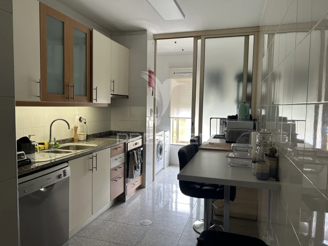 Apartamento T2 para Venda em Gulpilhares e Valadares Foto 2