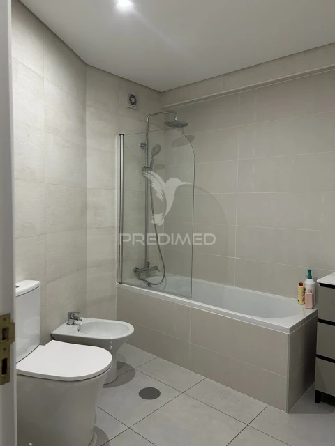 Apartamento T2 para Venda em Gulpilhares e Valadares