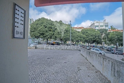 Apartamento T1 para Venda em Águas Livres