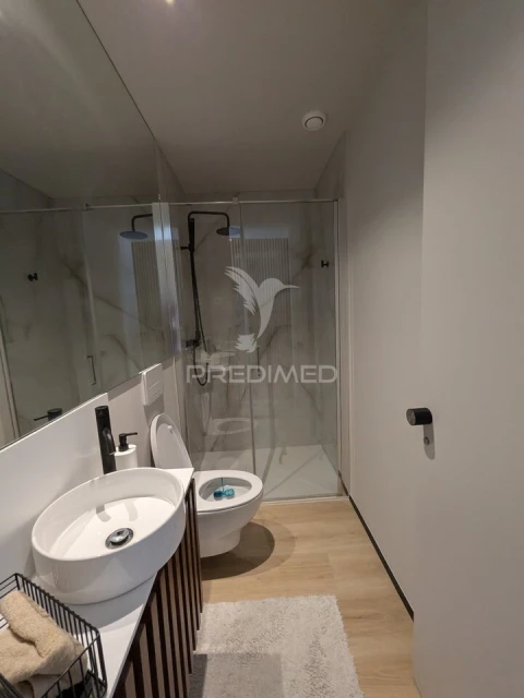Apartamento T2 para Venda em Vila Nova de Famalicão e Calendário