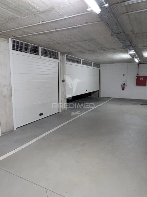 Apartamento T2 para Venda em Vila Nova de Famalicão e Calendário