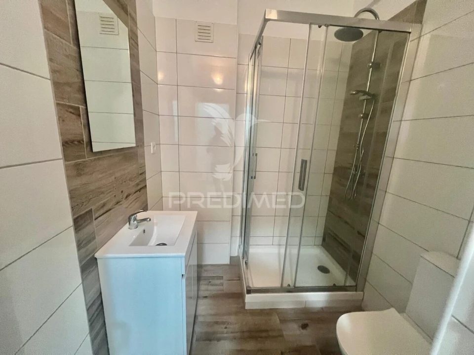Apartamento T2 para Venda em Baixa da Banheira e Vale da Amoreira Foto 16
