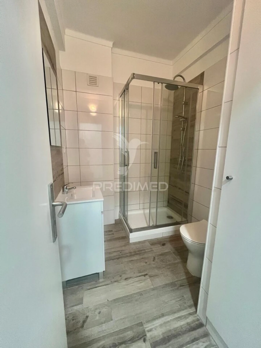 Apartamento T2 para Venda em Baixa da Banheira e Vale da Amoreira Foto 15