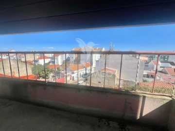 Apartamento T2 para Venda em Baixa da Banheira e Vale da Amoreira