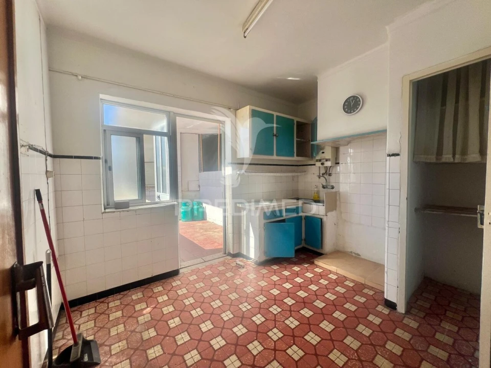 Apartamento T2 para Venda em Baixa da Banheira e Vale da Amoreira Foto 4