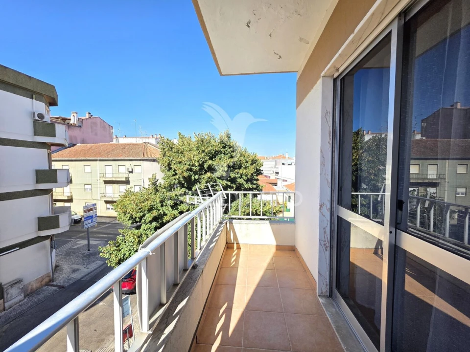 Apartamento T2 para Venda em São João Baptista Foto 14