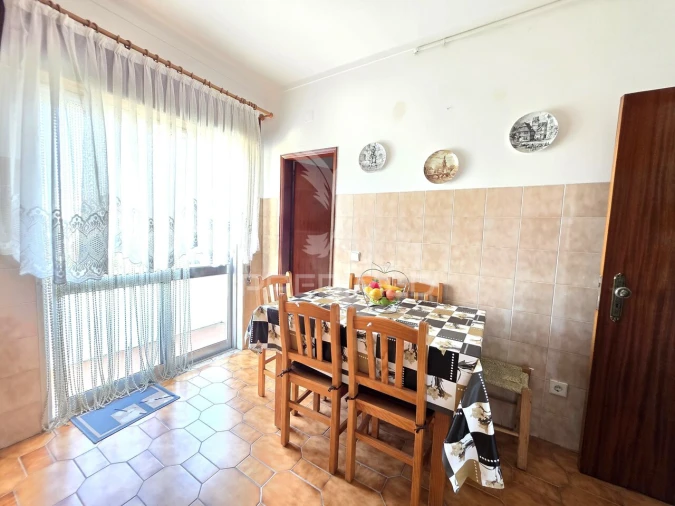 Apartamento T2 para Venda em São João Baptista Foto 5