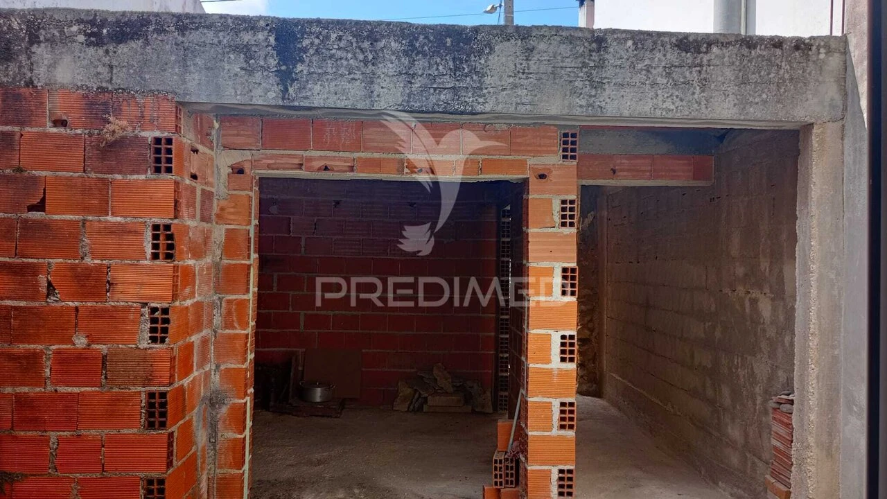 Moradia T2 para Venda em Rio Maior Foto 17
