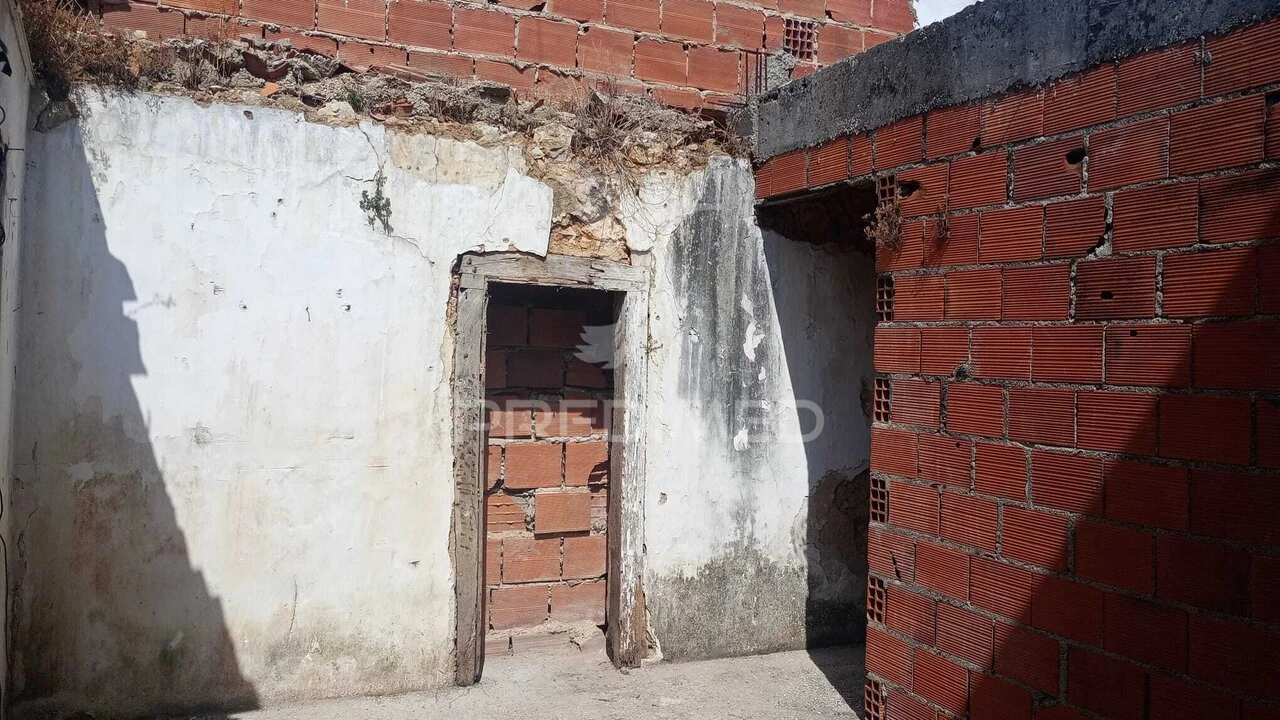 Moradia T2 para Venda em Rio Maior Foto 33