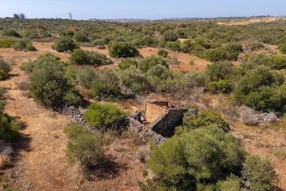 Terreno para Venda em Bensafrim e Barão de São João