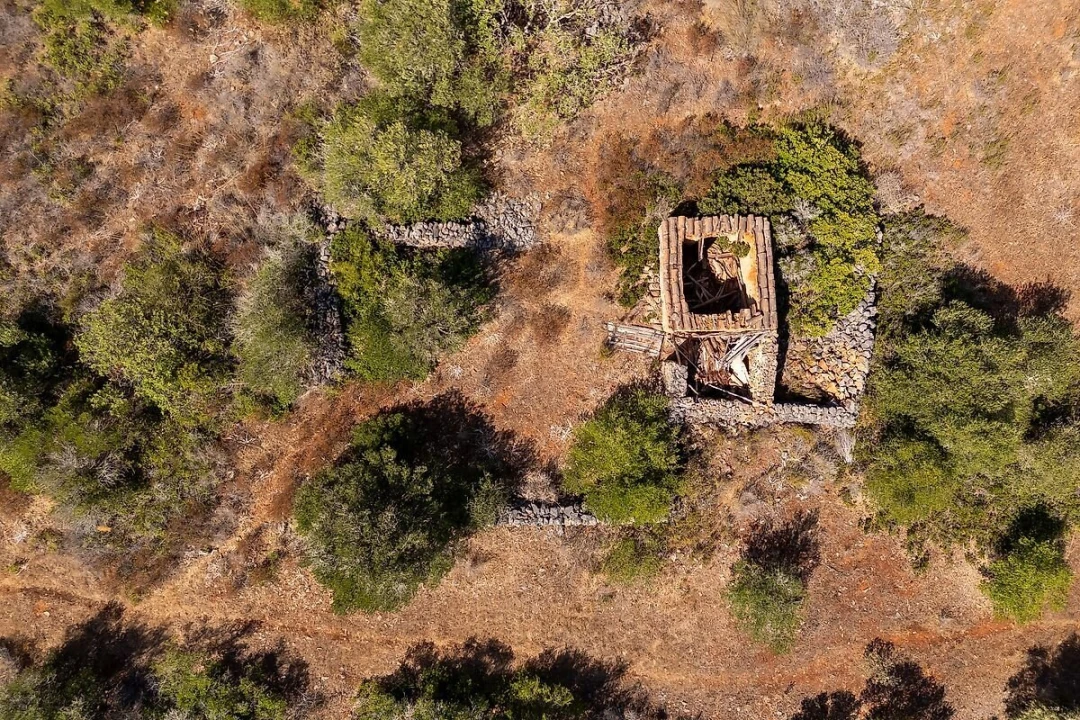 Terreno para Venda em Bensafrim e Barão de São João Foto 5