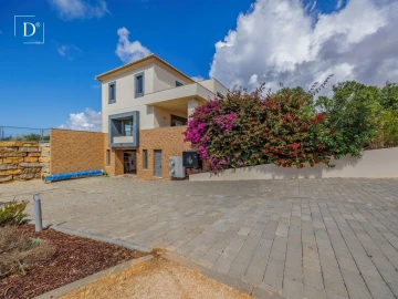 Moradia T4 para Venda em Odiaxere