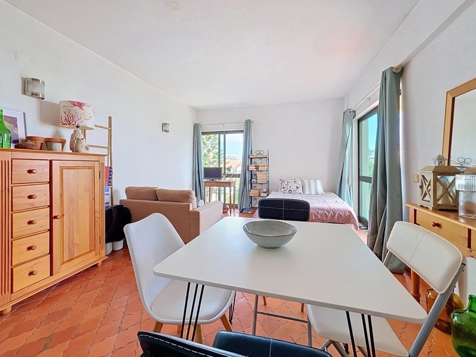 Apartamento T0 para Venda em Lagos (São Sebastião e Santa Maria) Foto 4