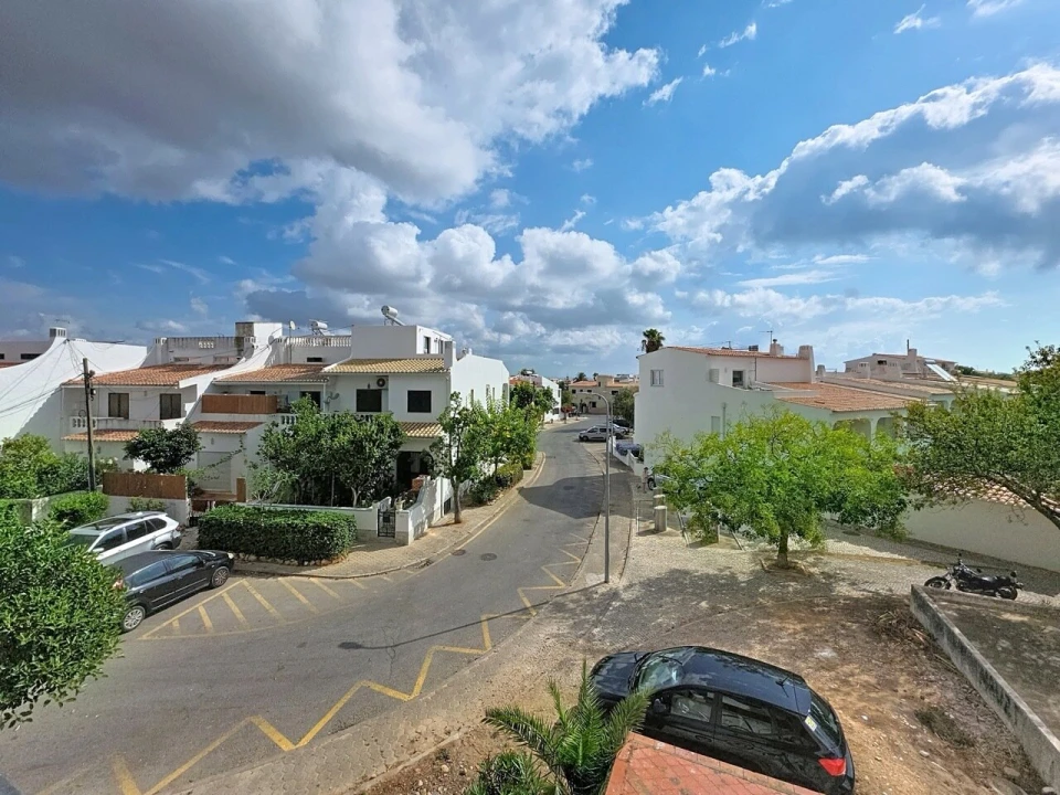 Apartamento T0 para Venda em Lagos (São Sebastião e Santa Maria) Foto 10
