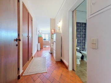 Apartamento T0 para Venda em Lagos (São Sebastião e Santa Maria)
