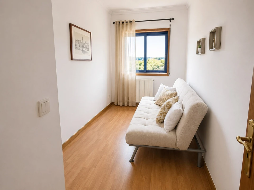 Apartamento T2 para Venda em Santo António dos Cavaleiros e Frielas Foto 5