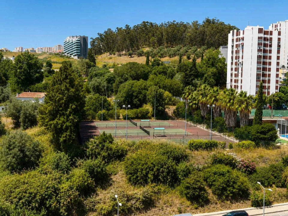 Apartamento T2 para Venda em Santo António dos Cavaleiros e Frielas Foto 11