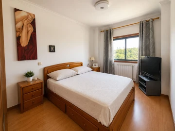 Apartamento T2 para Venda em Santo António dos Cavaleiros e Frielas