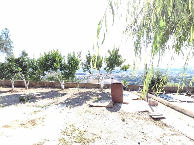 Terreno para Venda em São João da Madeira Foto 8