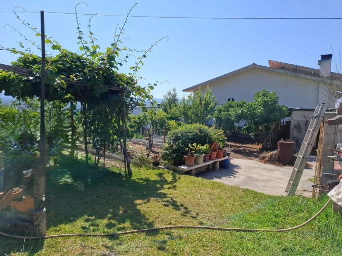 Terreno para Venda em São João da Madeira Foto 3