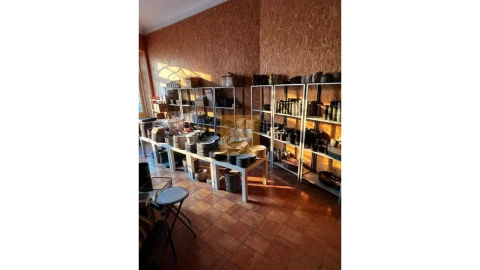 Negócio para Venda em Cedofeita, Santo Ildefonso, Sé, Miragaia, São Nicolau e Vitória