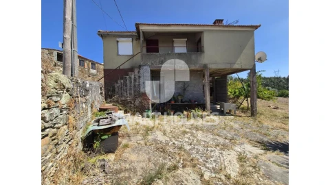 Moradia T3 para Venda em São Pedro de Alva e São Paio de Mondego
