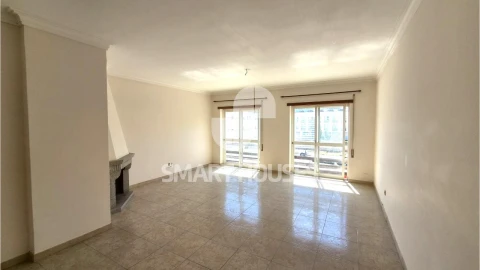Apartamento T3 para Arrendamento em Arganil