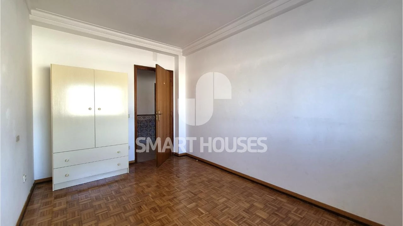 Apartamento T3 para Arrendamento em Arganil Foto 9