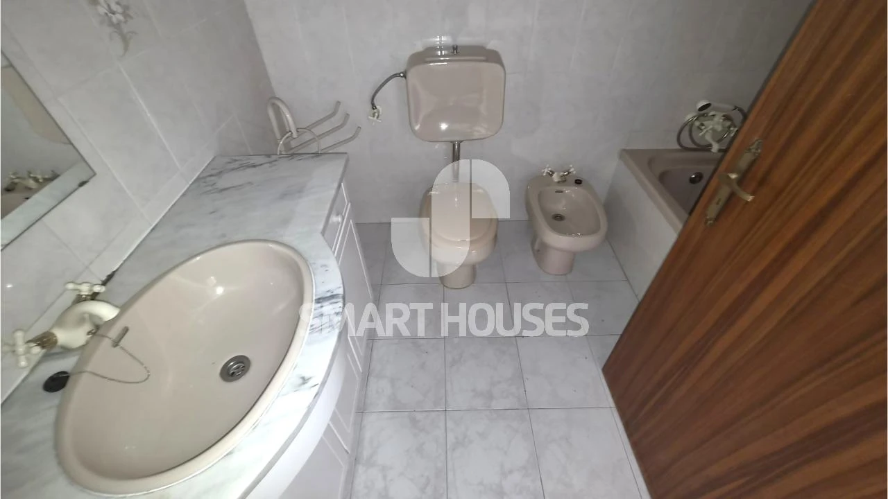 Apartamento T3 para Arrendamento em Arganil Foto 17