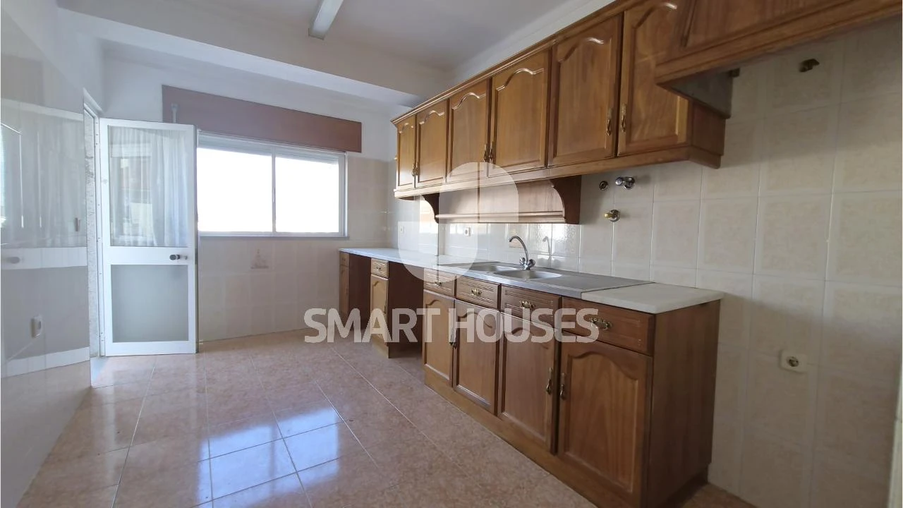 Apartamento T3 para Arrendamento em Arganil Foto 20