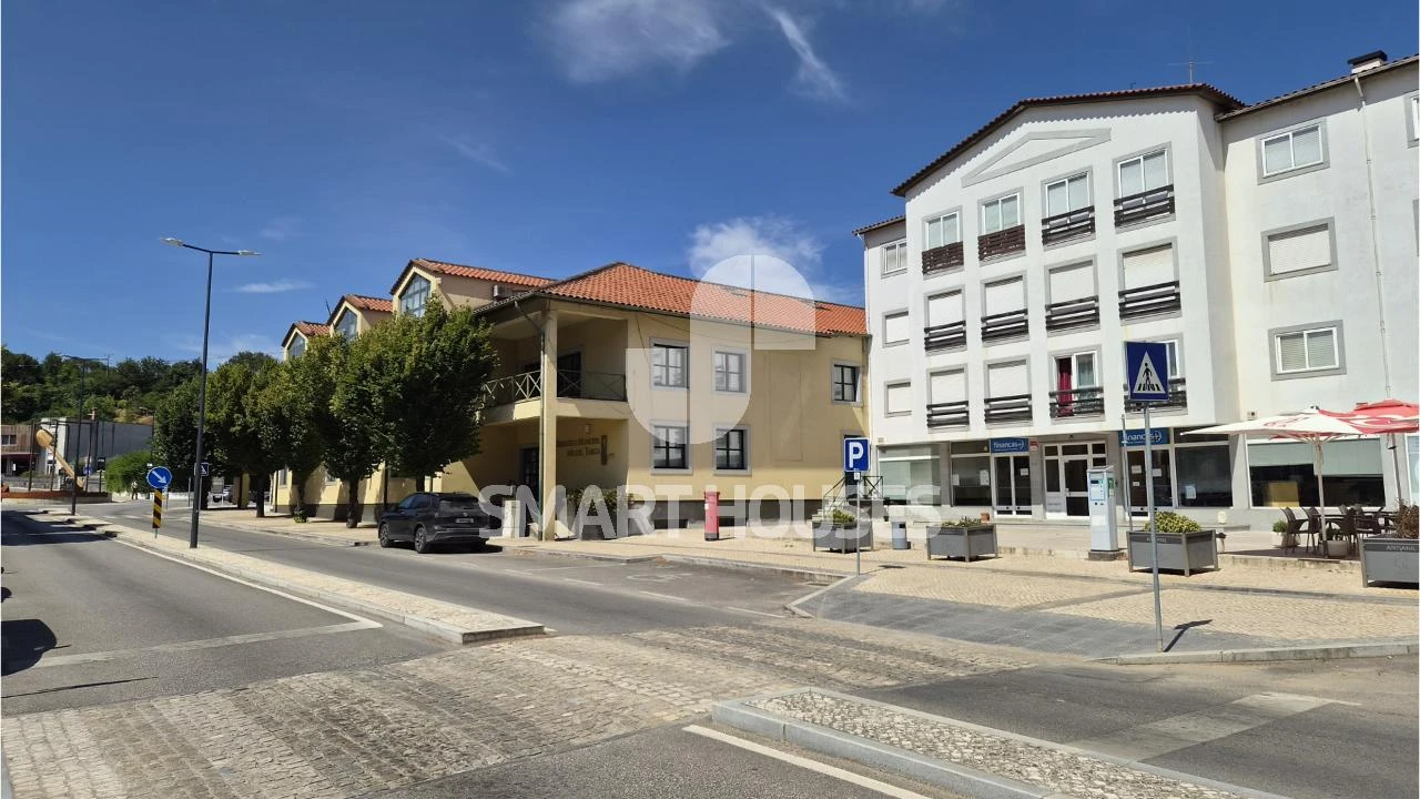Apartamento T3 para Arrendamento em Arganil Foto 27