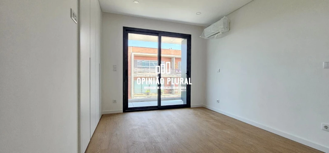 Apartamento T4 para Venda em Gulpilhares e Valadares Foto 14