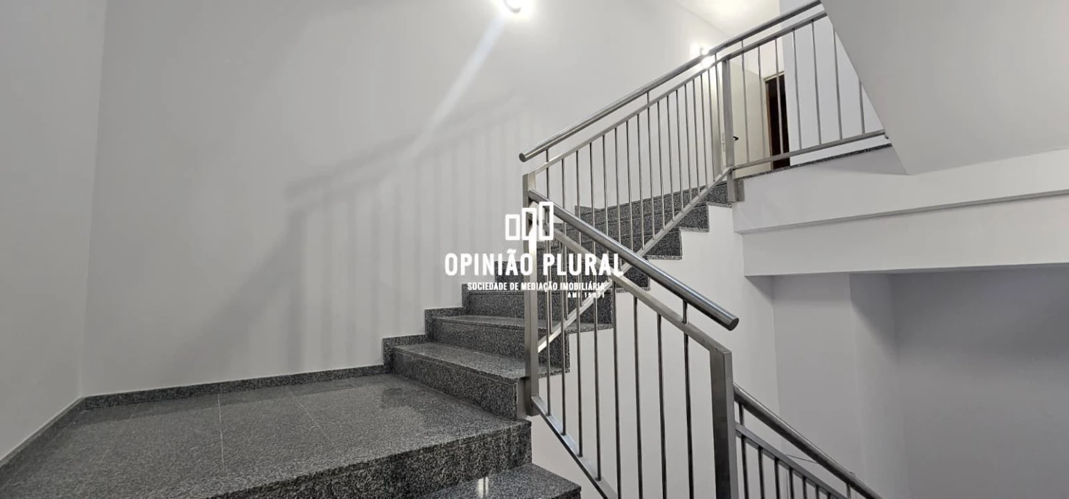 Apartamento T1 para Venda em Gulpilhares e Valadares Foto 5