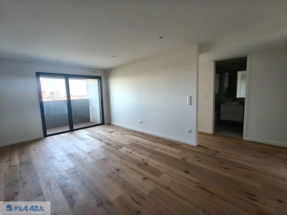 Apartamento T1 para Venda em Mafamude e Vilar do Paraíso Foto 6