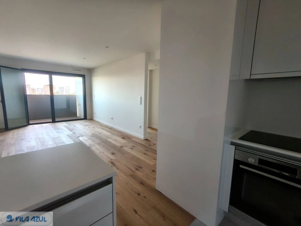 Apartamento T1 para Venda em Mafamude e Vilar do Paraíso Foto 11