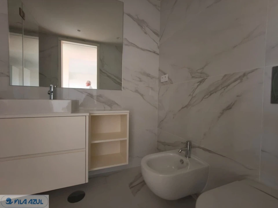 Apartamento T1 para Venda em Mafamude e Vilar do Paraíso Foto 18