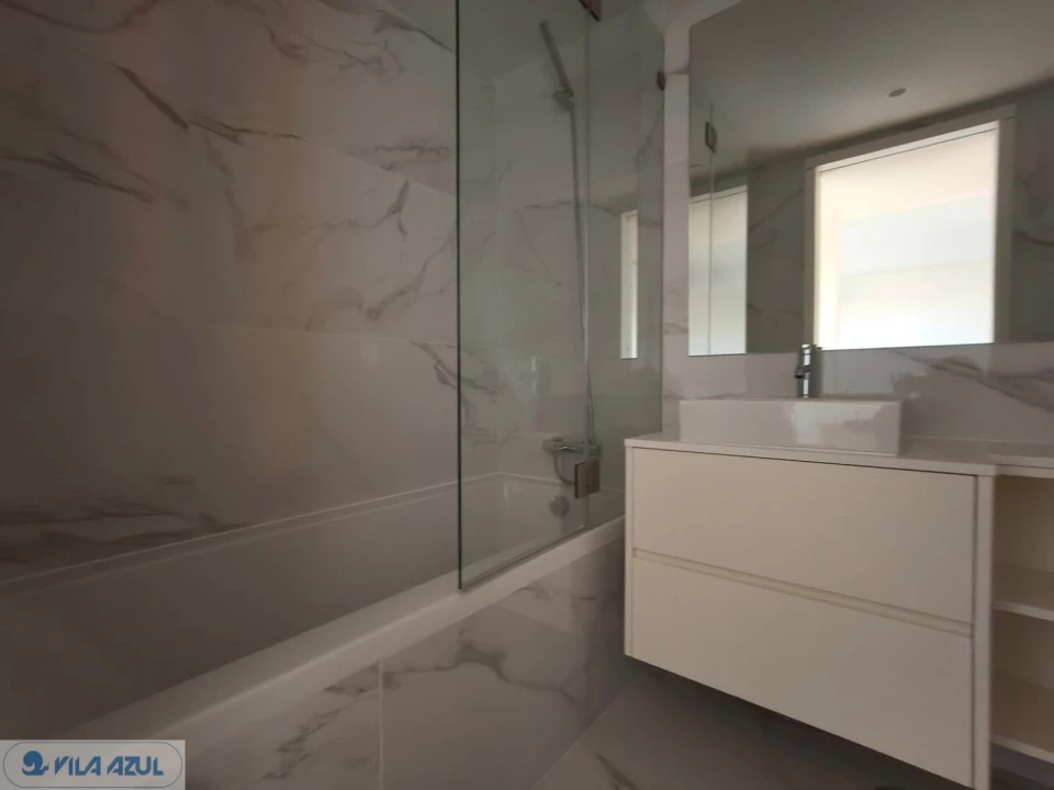 Apartamento T1 para Venda em Mafamude e Vilar do Paraíso Foto 19