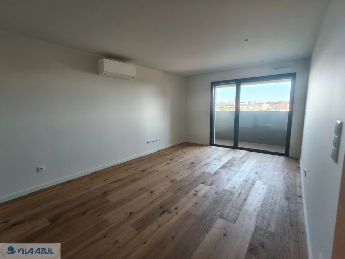 Apartamento T1 para Venda em Mafamude e Vilar do Paraíso Foto 7