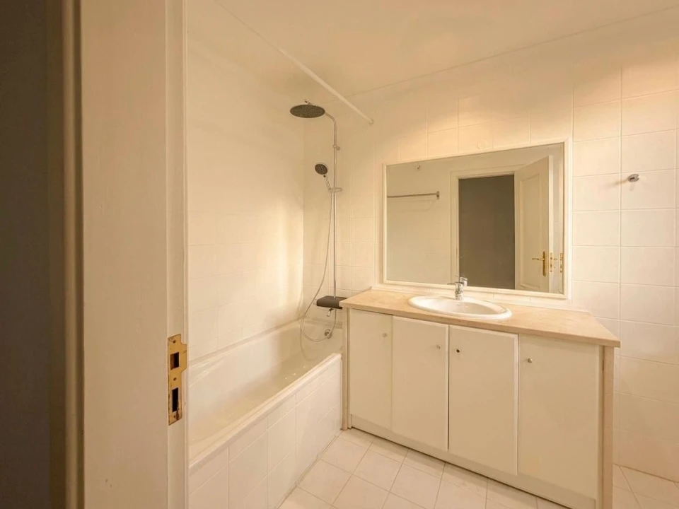 Apartamento T2 para Arrendamento em Oeiras e São Julião da Barra, Paço de Arcos e Caxias Foto 11