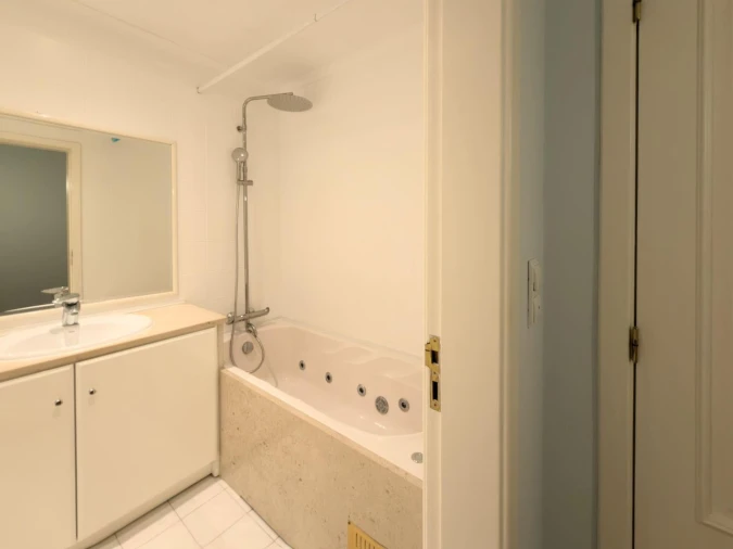 Apartamento T2 para Arrendamento em Oeiras e São Julião da Barra, Paço de Arcos e Caxias Foto 13