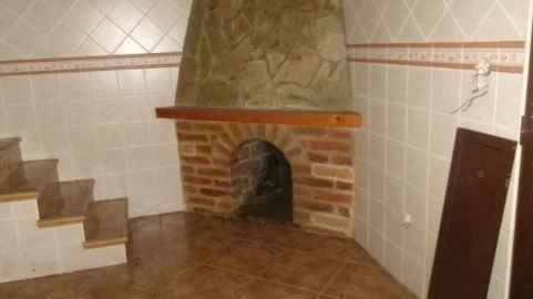Moradia T5 para Venda em Alvito