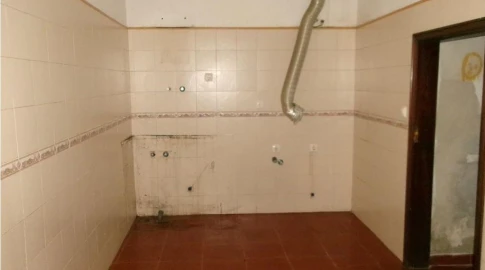 Moradia T5 para Venda em Alvito