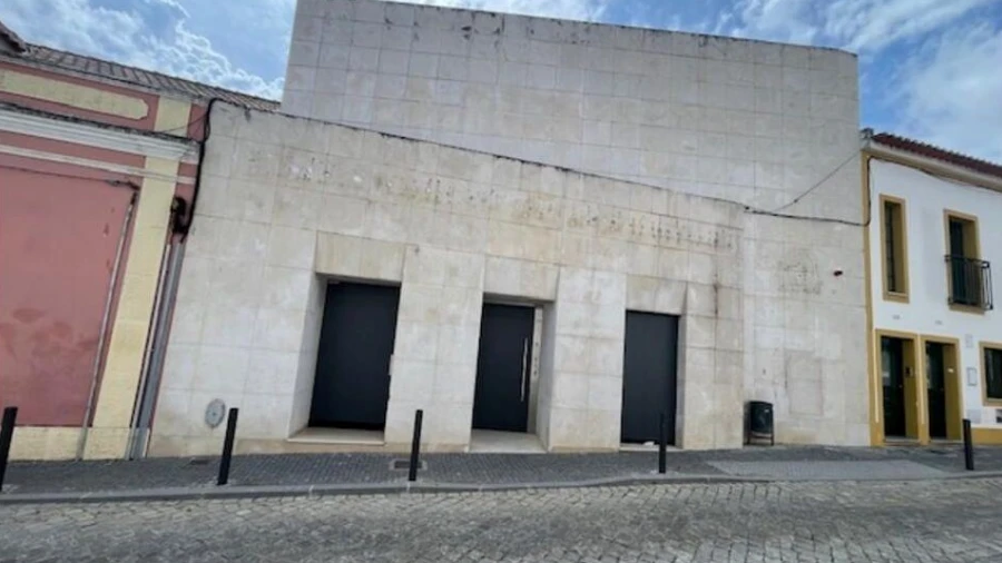 Moradia T4 para Venda em Cuba