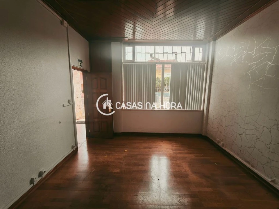 Loja para Arrendamento em Algueirão-Mem Martins Foto 5