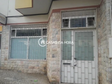 Loja para Arrendamento em Algueirão-Mem Martins