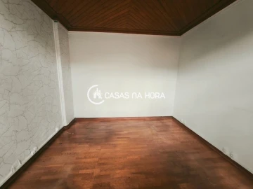 Loja para Arrendamento em Algueirão-Mem Martins