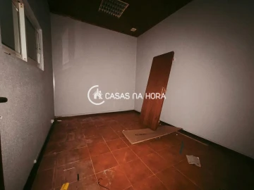 Loja para Arrendamento em Algueirão-Mem Martins