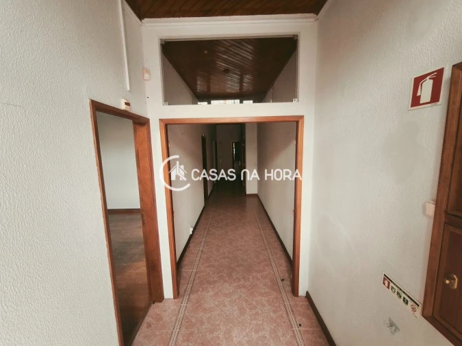Loja para Arrendamento em Algueirão-Mem Martins Foto 7