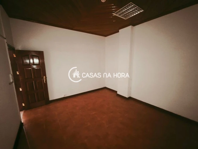 Loja para Arrendamento em Algueirão-Mem Martins Foto 10