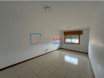 Apartamento T2 para Venda em Gondomar (São Cosme), Valbom e Jovim